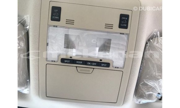 Buy Import Toyota Land Cruiser White Car in Import - Dubai in Aragatsotn Buy Import Toyota Land Cruiser White Car in Import - Dubai in Aragatsotn