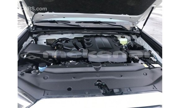 Buy Import Toyota 4Runner White Car in Import - Dubai in Aragatsotn Buy Import Toyota 4Runner White Car in Import - Dubai in Aragatsotn