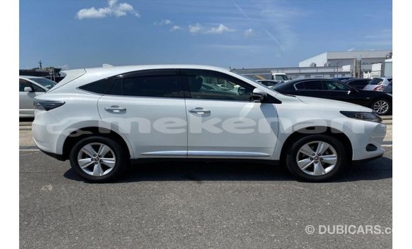 Buy Import Toyota Harrier White Car in Import - Dubai in Aragatsotn Buy Import Toyota Harrier White Car in Import - Dubai in Aragatsotn