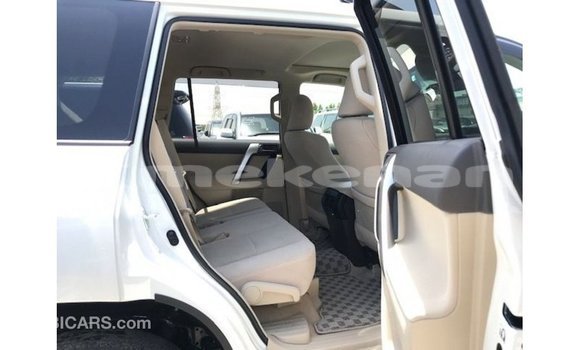 Buy Import Toyota Prado White Car in Import - Dubai in Aragatsotn Buy Import Toyota Prado White Car in Import - Dubai in Aragatsotn