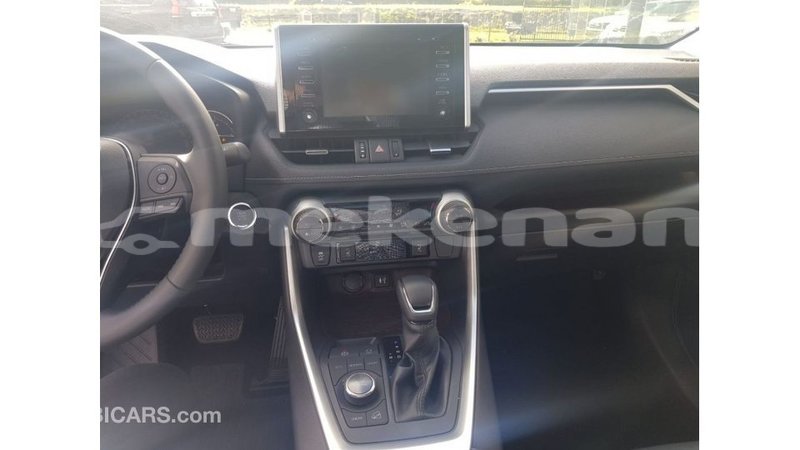 Big with watermark toyota 4runner aragatsotn import dubai 3281