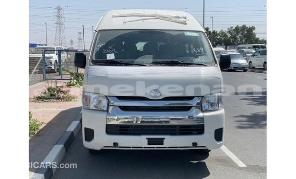 Buy Import Toyota Hiace White Car in Import - Dubai in Aragatsotn Buy Import Toyota Hiace White Car in Import - Dubai in Aragatsotn