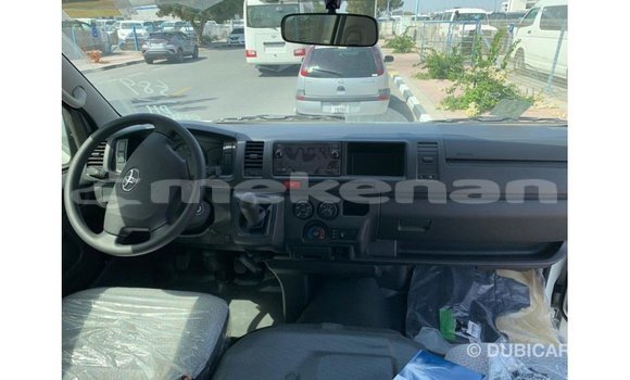 Buy Import Toyota Hiace White Car in Import - Dubai in Aragatsotn Buy Import Toyota Hiace White Car in Import - Dubai in Aragatsotn