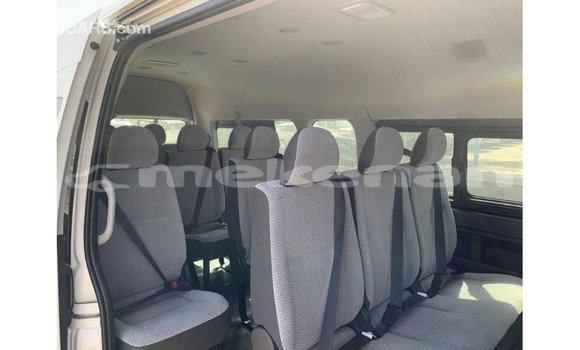 Buy Import Toyota Hiace White Car in Import - Dubai in Aragatsotn Buy Import Toyota Hiace White Car in Import - Dubai in Aragatsotn