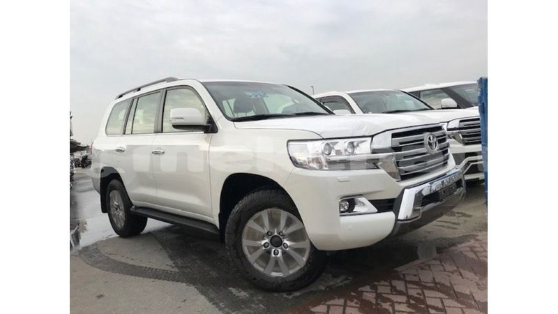 Big with watermark toyota land cruiser aragatsotn import dubai 3288
