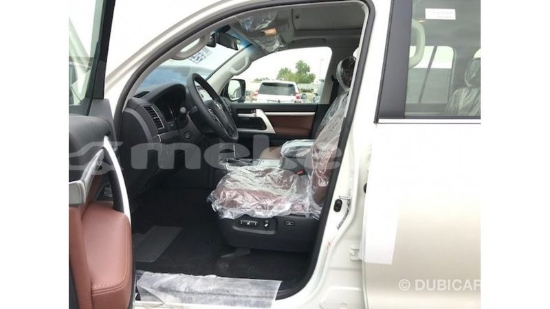 Big with watermark toyota land cruiser aragatsotn import dubai 3288