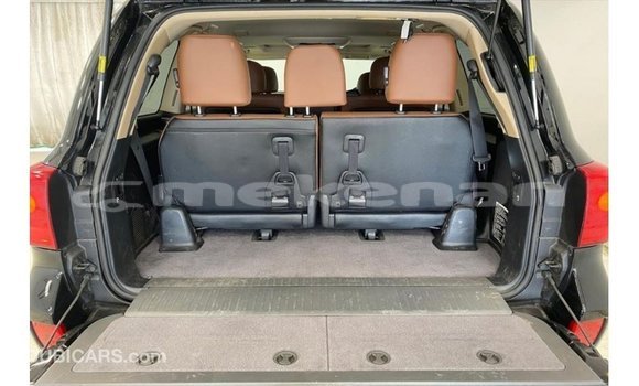 Buy Import Toyota Land Cruiser Black Car in Import - Dubai in Aragatsotn Buy Import Toyota Land Cruiser Black Car in Import - Dubai in Aragatsotn