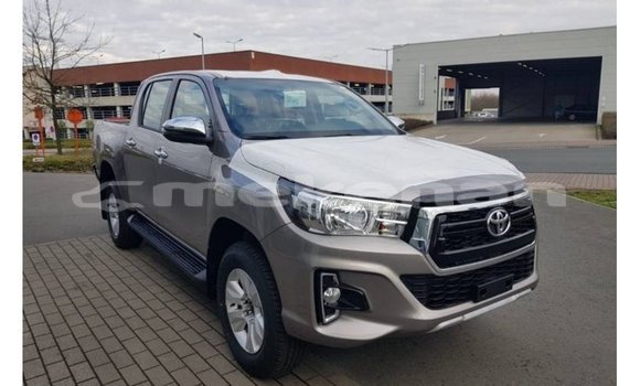 Buy Import Toyota Hilux Brown Car in Import - Dubai in Aragatsotn Buy Import Toyota Hilux Brown Car in Import - Dubai in Aragatsotn