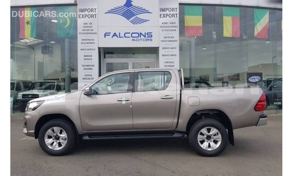 Buy Import Toyota Hilux Brown Car in Import - Dubai in Aragatsotn Buy Import Toyota Hilux Brown Car in Import - Dubai in Aragatsotn