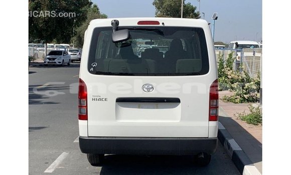 Buy Import Toyota Hiace White Car in Import - Dubai in Aragatsotn Buy Import Toyota Hiace White Car in Import - Dubai in Aragatsotn