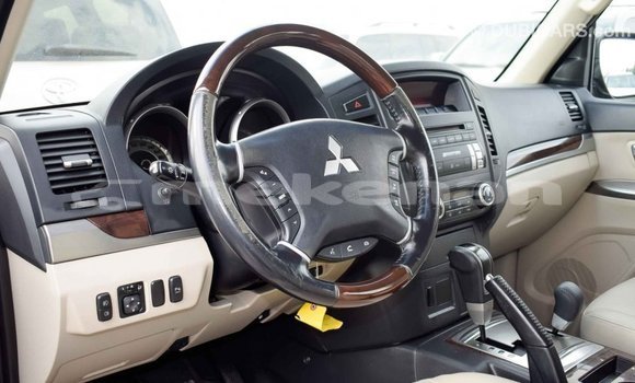 Buy Import Mitsubishi Pajero Black Car in Import - Dubai in Aragatsotn Buy Import Mitsubishi Pajero Black Car in Import - Dubai in Aragatsotn