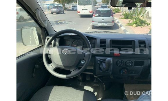 Buy Import Toyota Hiace White Car in Import - Dubai in Aragatsotn Buy Import Toyota Hiace White Car in Import - Dubai in Aragatsotn