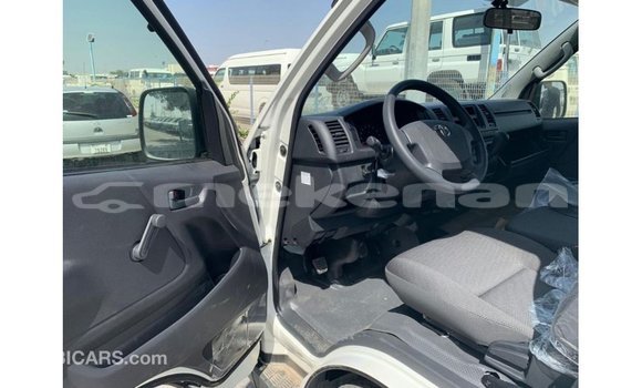 Buy Import Toyota Hiace White Car in Import - Dubai in Aragatsotn Buy Import Toyota Hiace White Car in Import - Dubai in Aragatsotn