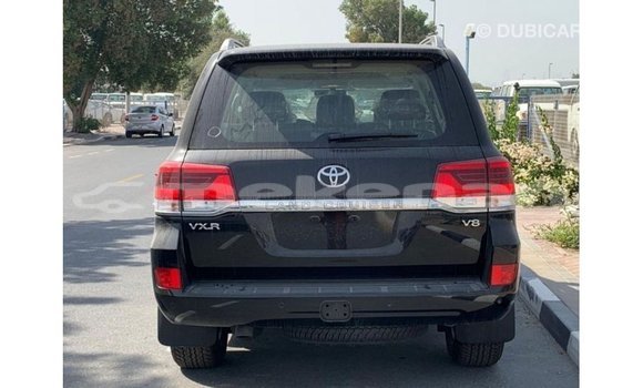 Buy Import Toyota Land Cruiser Black Car in Import - Dubai in Aragatsotn Buy Import Toyota Land Cruiser Black Car in Import - Dubai in Aragatsotn