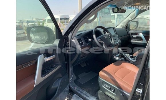 Buy Import Toyota Land Cruiser Black Car in Import - Dubai in Aragatsotn Buy Import Toyota Land Cruiser Black Car in Import - Dubai in Aragatsotn