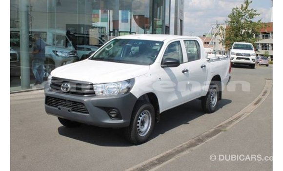 Buy Import Toyota Hilux White Car in Import - Dubai in Aragatsotn Buy Import Toyota Hilux White Car in Import - Dubai in Aragatsotn