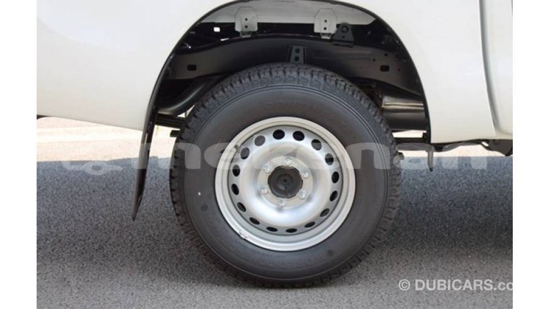 Big with watermark toyota hilux aragatsotn import dubai 3318