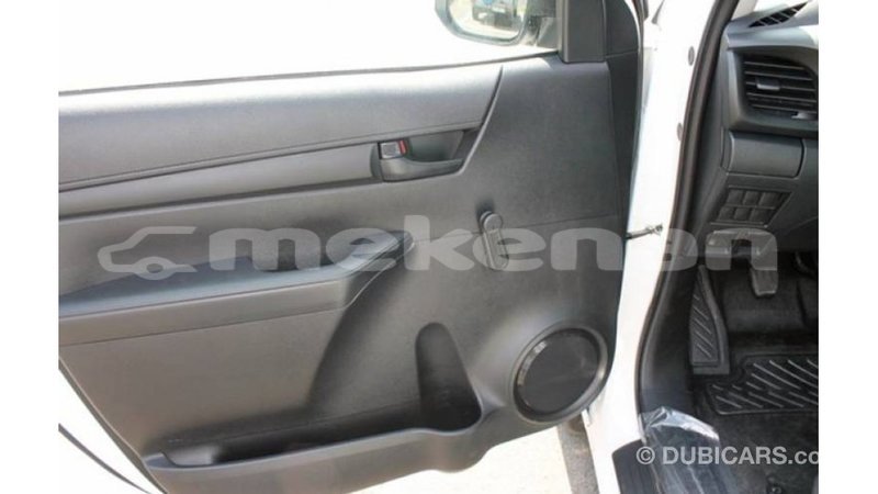 Big with watermark toyota hilux aragatsotn import dubai 3318