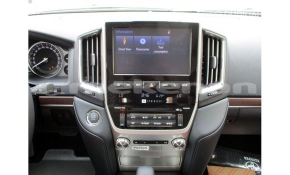 Buy Import Toyota Land Cruiser Black Car in Import - Dubai in Aragatsotn Buy Import Toyota Land Cruiser Black Car in Import - Dubai in Aragatsotn