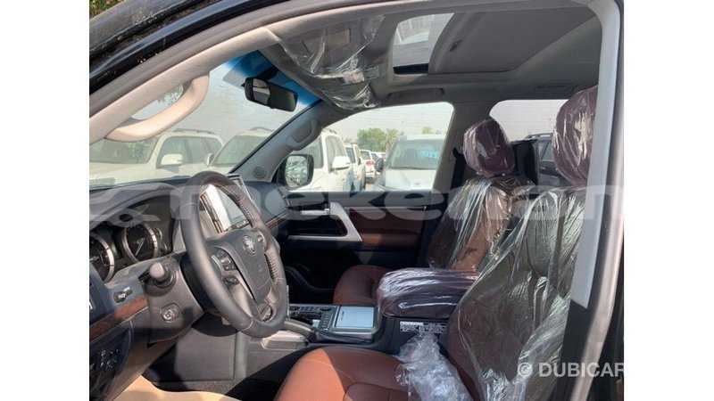 Big with watermark toyota land cruiser aragatsotn import dubai 3319