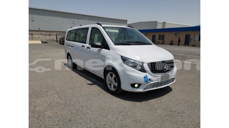 Big with watermark mercedes benz vito aragatsotn import dubai 3320