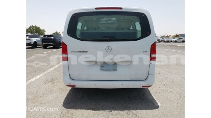Big with watermark mercedes benz vito aragatsotn import dubai 3320