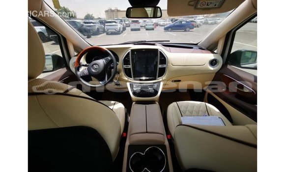 Buy Import Mercedes-Benz Vito White Car in Import - Dubai in Aragatsotn Buy Import Mercedes-Benz Vito White Car in Import - Dubai in Aragatsotn