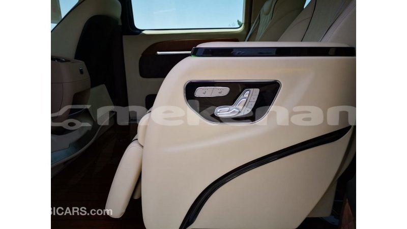 Big with watermark mercedes benz vito aragatsotn import dubai 3320
