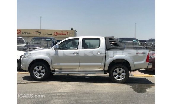 Buy Import Toyota Hilux Other Car in Import - Dubai in Aragatsotn Buy Import Toyota Hilux Other Car in Import - Dubai in Aragatsotn
