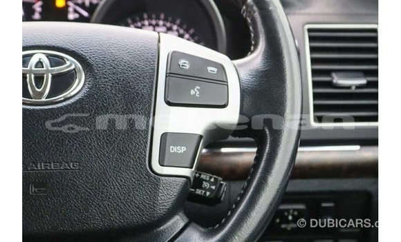 Buy Import Toyota Land Cruiser White Car in Import - Dubai in Aragatsotn Buy Import Toyota Land Cruiser White Car in Import - Dubai in Aragatsotn