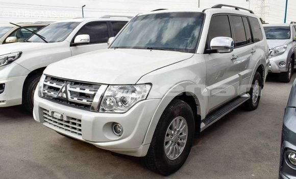 Buy Import Mitsubishi Pajero White Car in Import - Dubai in Aragatsotn Buy Import Mitsubishi Pajero White Car in Import - Dubai in Aragatsotn