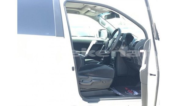 Buy Import Toyota Prado White Car in Import - Dubai in Aragatsotn Buy Import Toyota Prado White Car in Import - Dubai in Aragatsotn