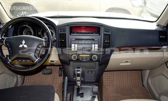 Buy Import Mitsubishi Pajero White Car in Import - Dubai in Aragatsotn Buy Import Mitsubishi Pajero White Car in Import - Dubai in Aragatsotn