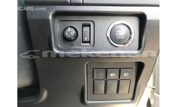 Buy Import Toyota Prado White Car in Import - Dubai in Aragatsotn Buy Import Toyota Prado White Car in Import - Dubai in Aragatsotn