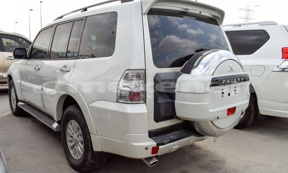 Buy Import Mitsubishi Pajero White Car in Import - Dubai in Aragatsotn Buy Import Mitsubishi Pajero White Car in Import - Dubai in Aragatsotn