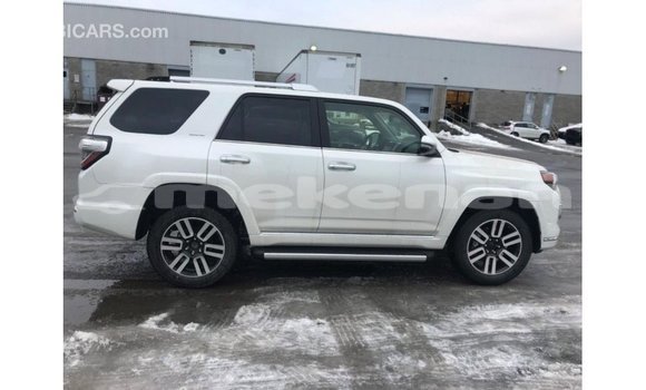 Buy Import Toyota 4Runner White Car in Import - Dubai in Aragatsotn Buy Import Toyota 4Runner White Car in Import - Dubai in Aragatsotn