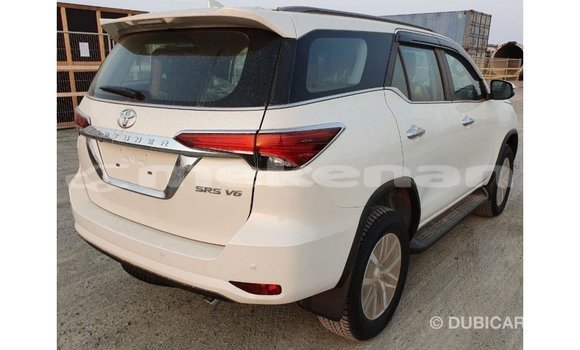 Buy Import Toyota Fortuner White Car in Import - Dubai in Aragatsotn Buy Import Toyota Fortuner White Car in Import - Dubai in Aragatsotn