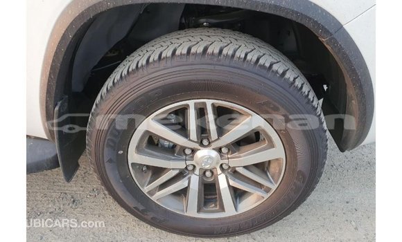 Buy Import Toyota Fortuner White Car in Import - Dubai in Aragatsotn Buy Import Toyota Fortuner White Car in Import - Dubai in Aragatsotn