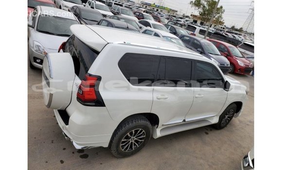Buy Import Toyota Prado White Car in Import - Dubai in Aragatsotn Buy Import Toyota Prado White Car in Import - Dubai in Aragatsotn