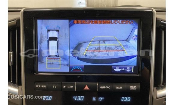 Buy Import Toyota Land Cruiser White Car in Import - Dubai in Aragatsotn Buy Import Toyota Land Cruiser White Car in Import - Dubai in Aragatsotn