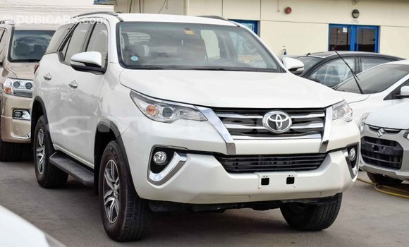 Buy Import Toyota Fortuner White Car in Import - Dubai in Aragatsotn Buy Import Toyota Fortuner White Car in Import - Dubai in Aragatsotn