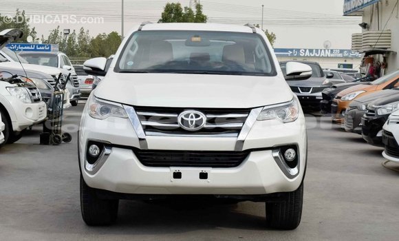 Buy Import Toyota Fortuner White Car in Import - Dubai in Aragatsotn Buy Import Toyota Fortuner White Car in Import - Dubai in Aragatsotn