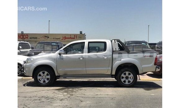 Buy Import Toyota Hilux Other Car in Import - Dubai in Aragatsotn Buy Import Toyota Hilux Other Car in Import - Dubai in Aragatsotn