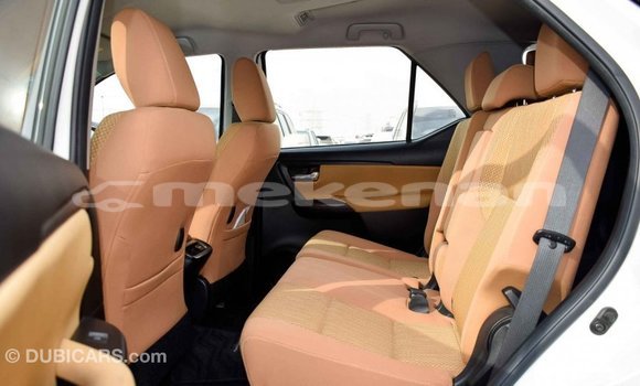 Buy Import Toyota Fortuner White Car in Import - Dubai in Aragatsotn Buy Import Toyota Fortuner White Car in Import - Dubai in Aragatsotn
