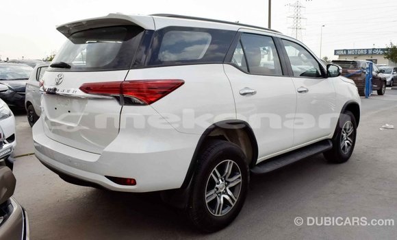 Buy Import Toyota Fortuner White Car in Import - Dubai in Aragatsotn Buy Import Toyota Fortuner White Car in Import - Dubai in Aragatsotn