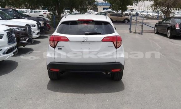 Buy Import Honda C White Bike in Import - Dubai in Aragatsotn Buy Import Honda C White Bike in Import - Dubai in Aragatsotn