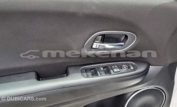 Buy Import Honda C White Bike in Import - Dubai in Aragatsotn Buy Import Honda C White Bike in Import - Dubai in Aragatsotn