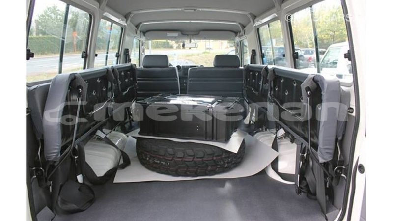 Big with watermark toyota land cruiser aragatsotn import dubai 3365