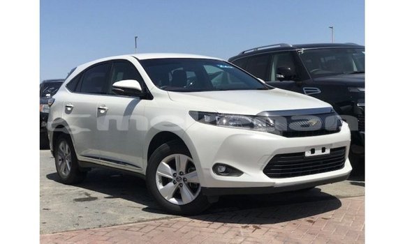 Buy Import Toyota Harrier White Car in Import - Dubai in Aragatsotn Buy Import Toyota Harrier White Car in Import - Dubai in Aragatsotn