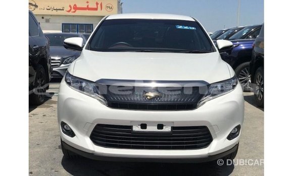 Buy Import Toyota Harrier White Car in Import - Dubai in Aragatsotn Buy Import Toyota Harrier White Car in Import - Dubai in Aragatsotn